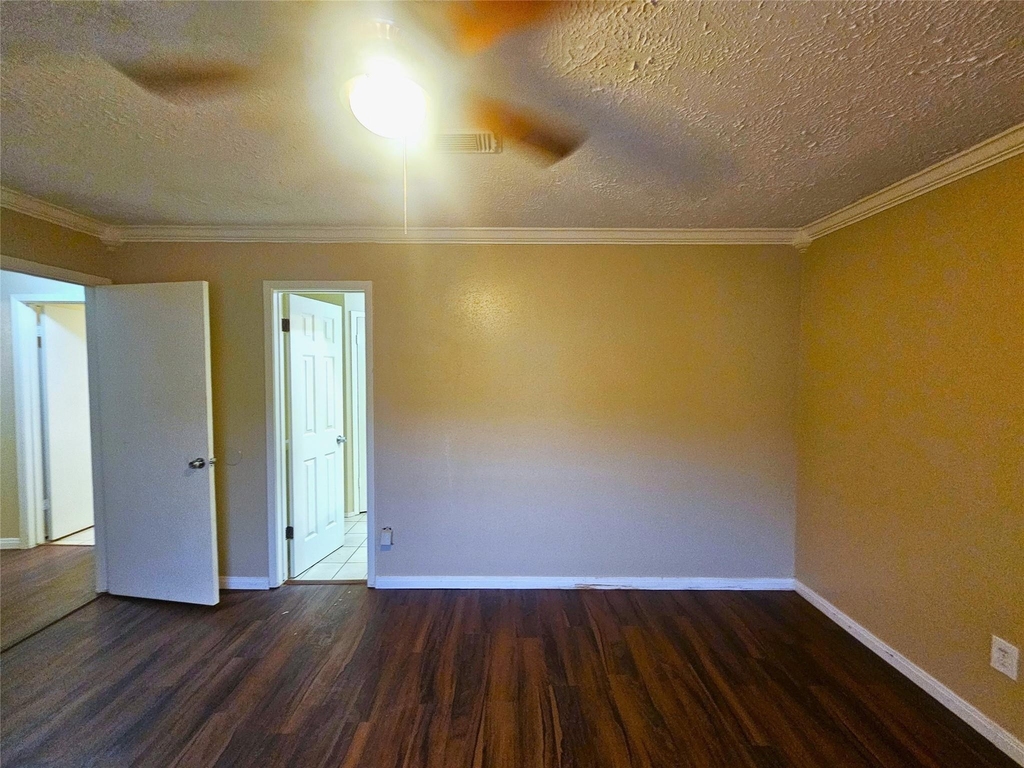 6402 Barrygate Drive - Photo 10