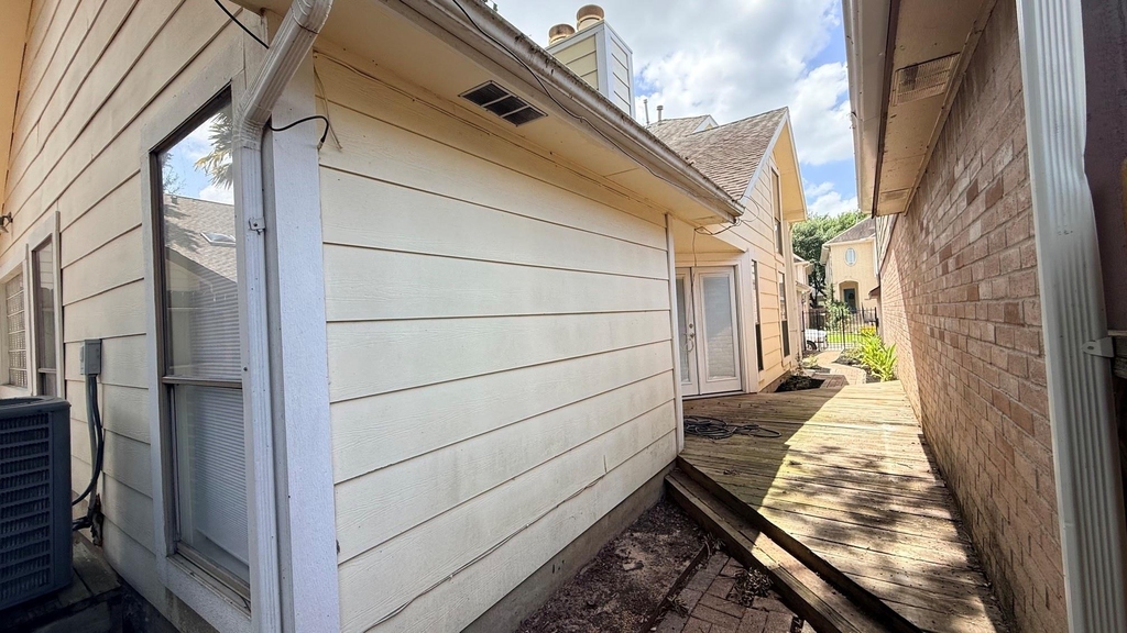 1208 Normans Woods Street - Photo 22