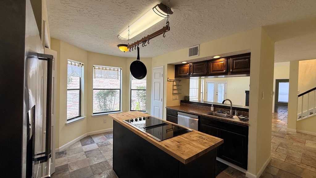 1208 Normans Woods Street - Photo 2