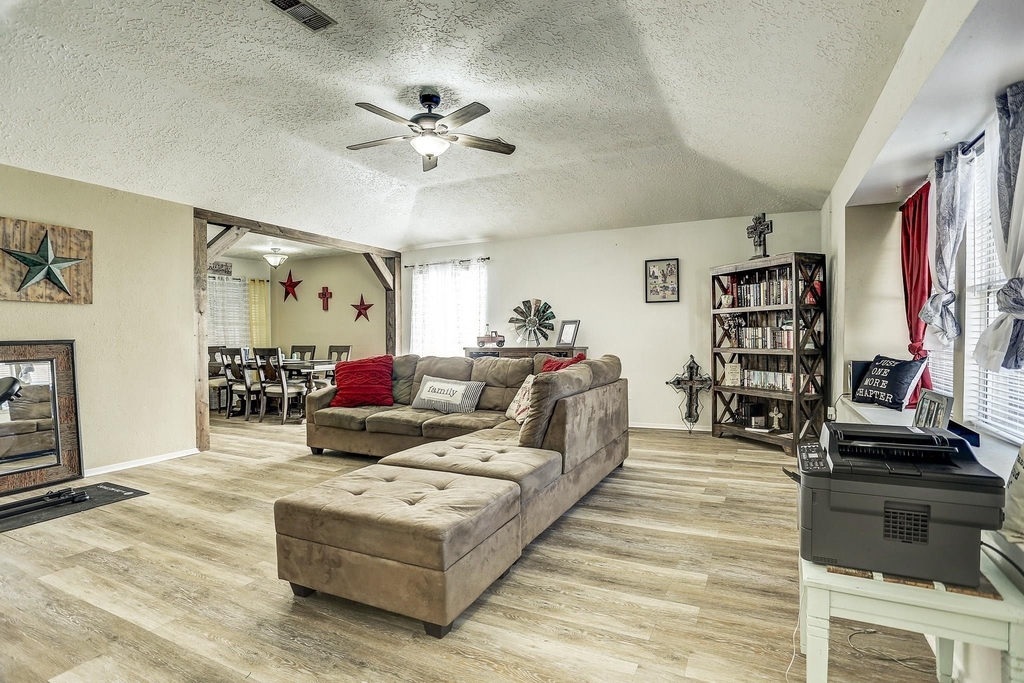 7006 Zieglers Grove - Photo 0