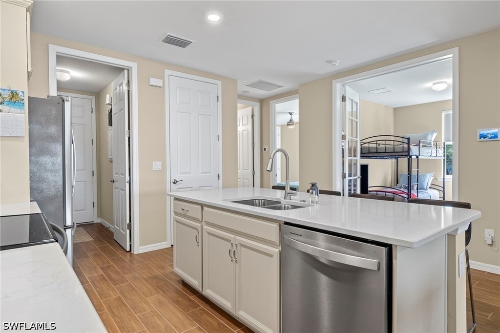14644 Edgewater Circle - Photo 8