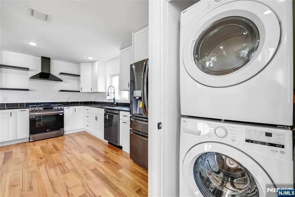 270 Lafayette - Photo 14