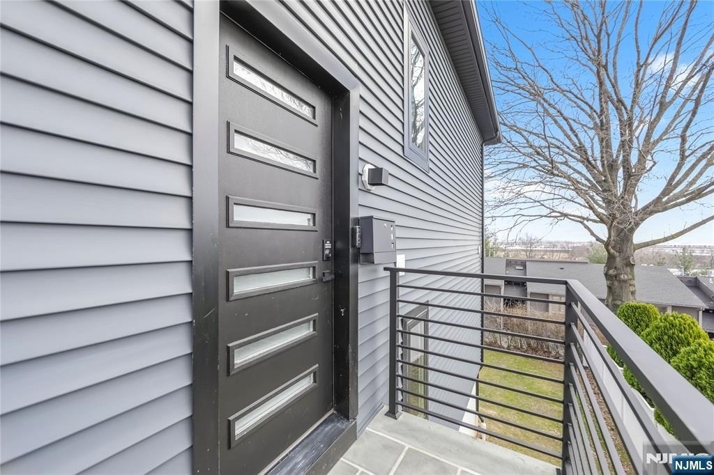 270 Lafayette - Photo 26