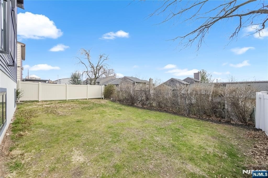 270 Lafayette - Photo 27