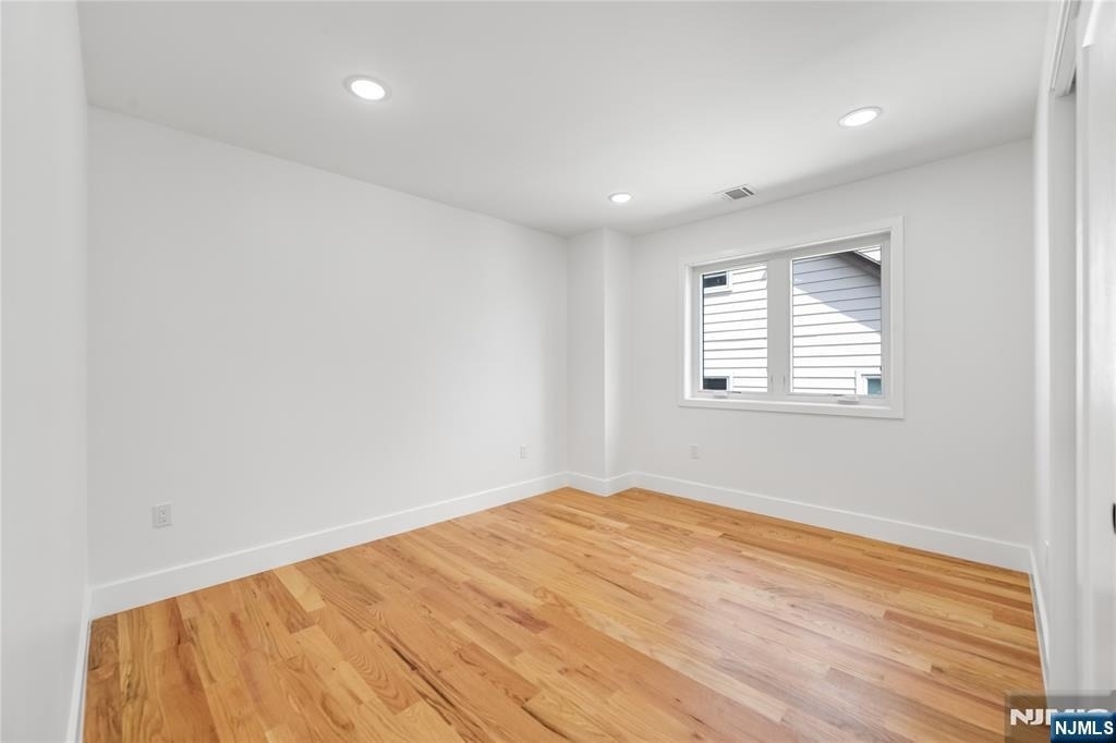 270 Lafayette - Photo 11