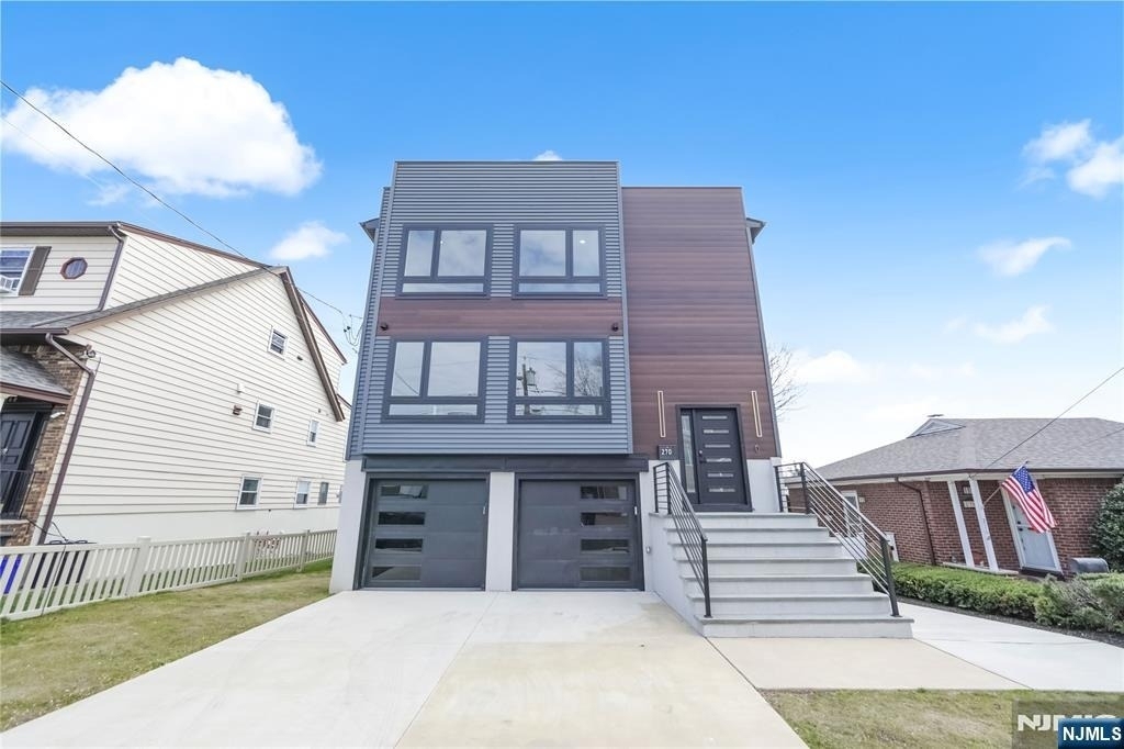 270 Lafayette - Photo 0