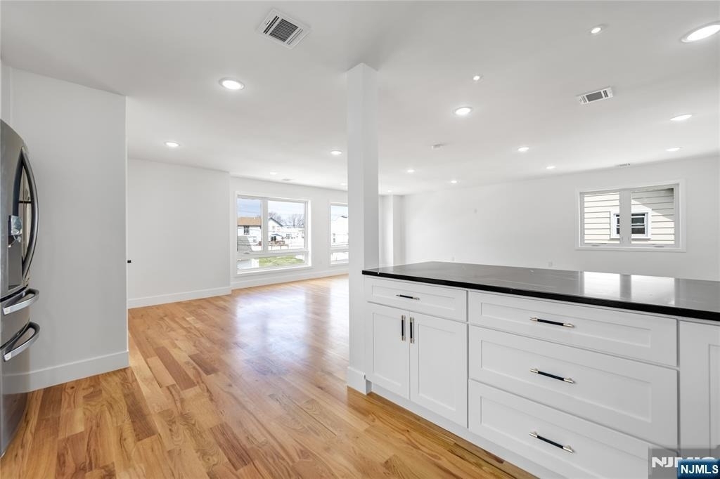 270 Lafayette - Photo 16