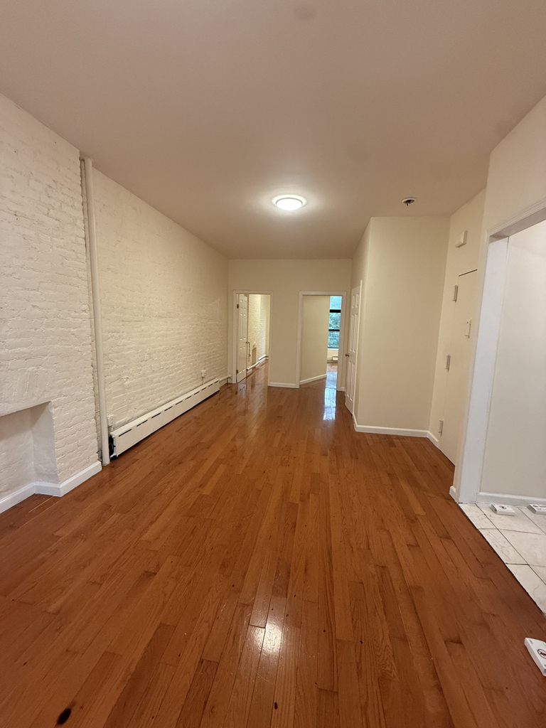 146 Herkimer Street - Photo 4