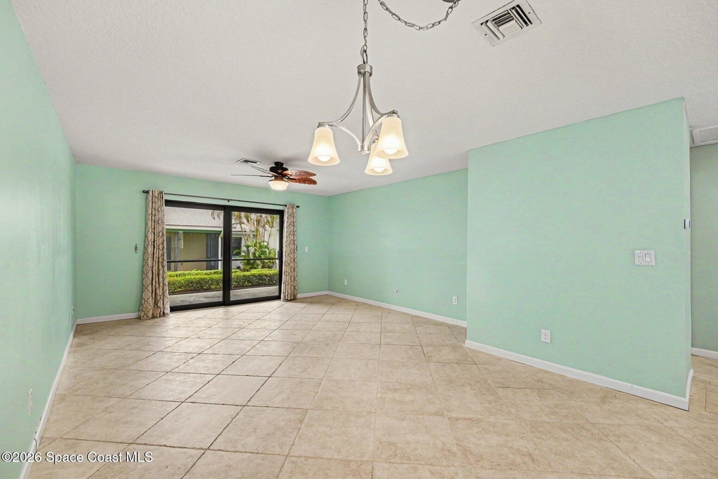 290 Paradise Boulevard - Photo 5