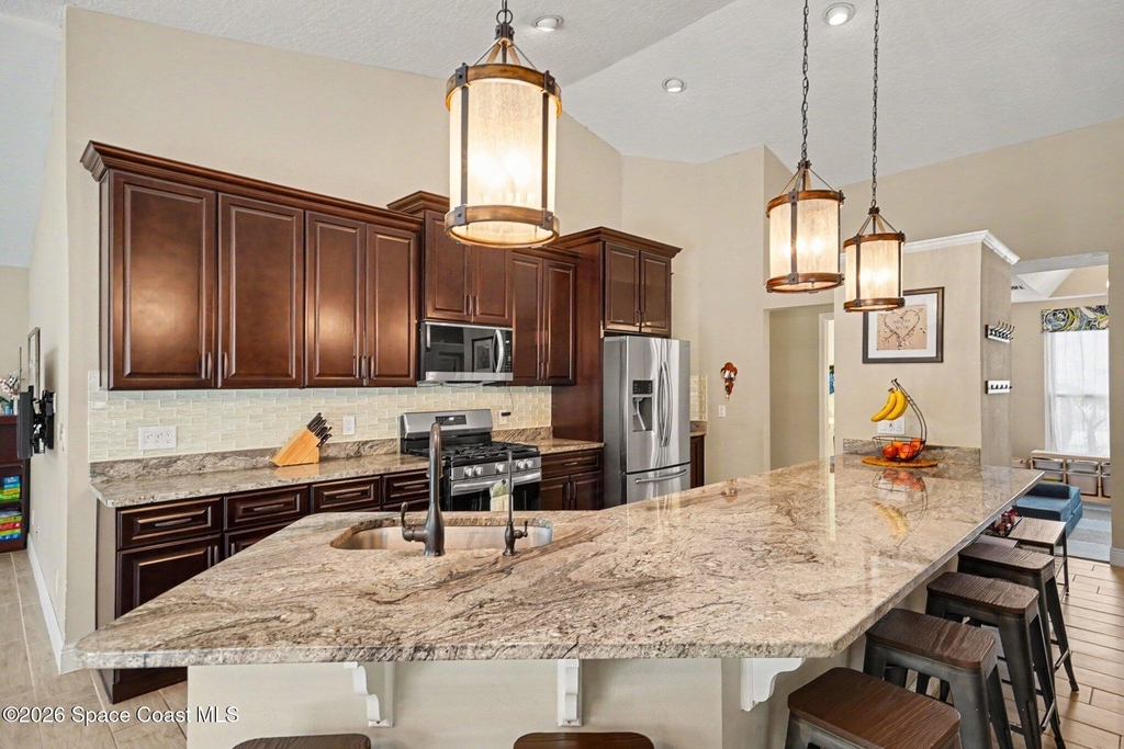 2765 Summer Brook Street - Photo 3