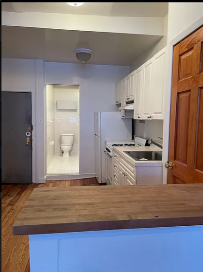 169 Avenue A - Photo 2