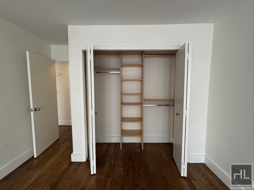 East 63 Street - Photo 3