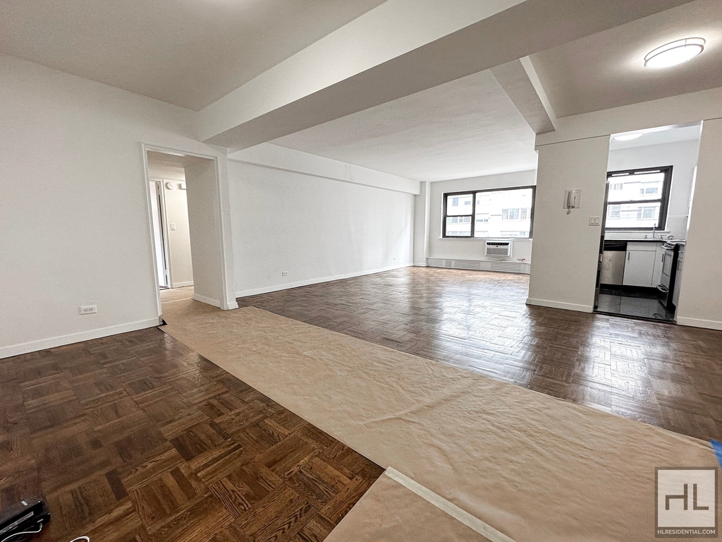 East 69 Street - Photo 0