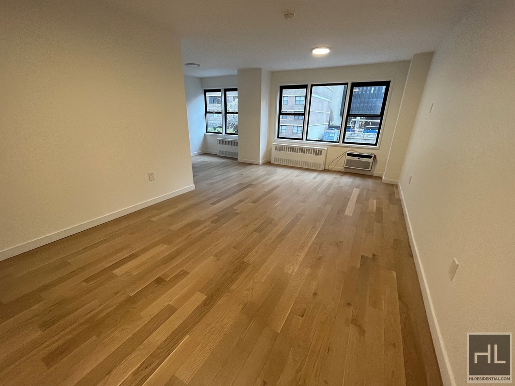 East 36 Street - Photo 1