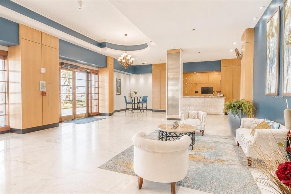 880 Mandalay Avenue - Photo 24