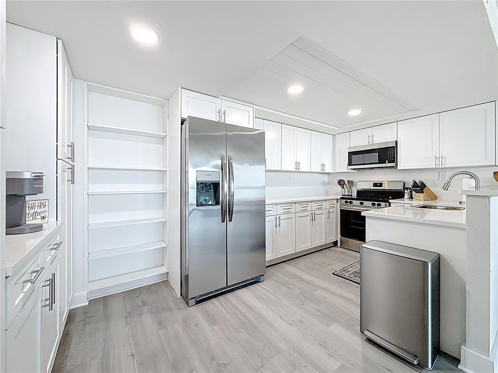 400 Island Way - Photo 6
