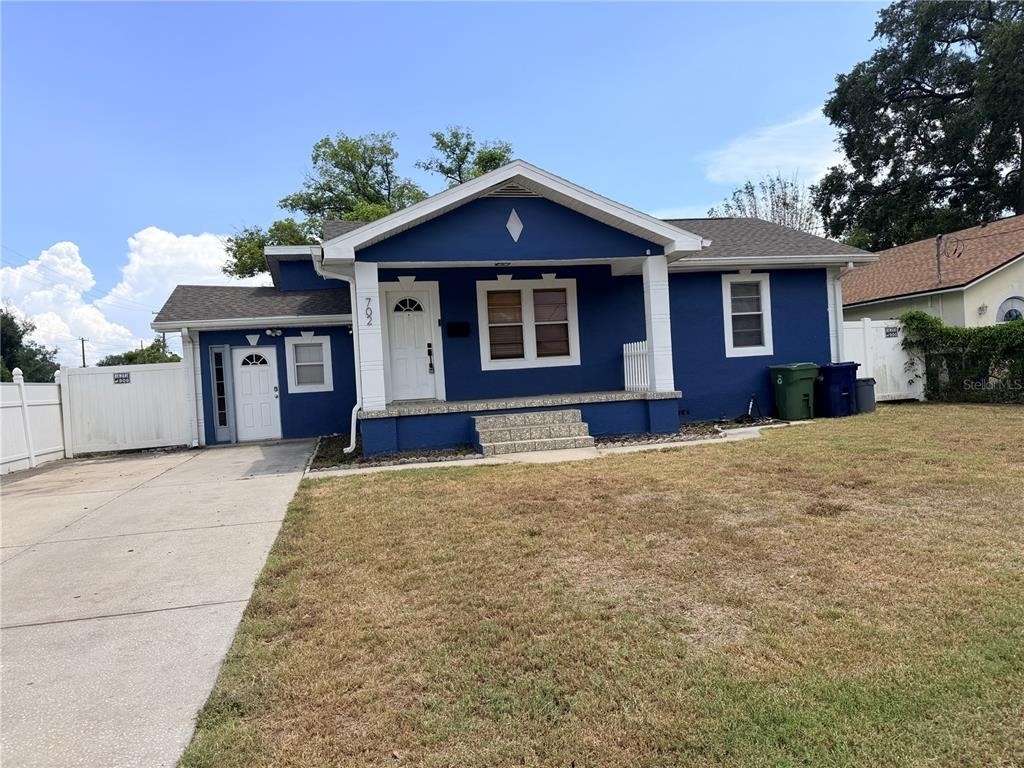 702 W Peninsular Street - Photo 0