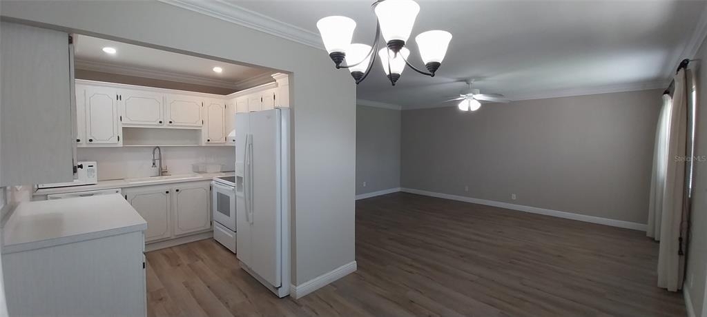 1811 Bedford Lane - Photo 4