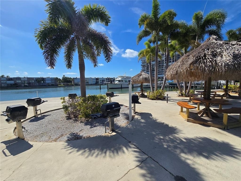 7600 Sun Island Drive S - Photo 20