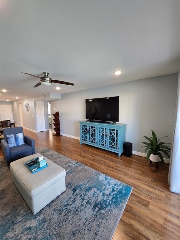 7600 Sun Island Drive S - Photo 3
