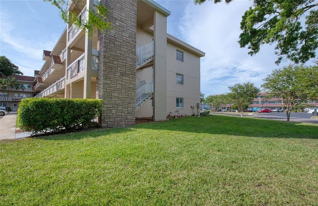 2310 Denmark St - Photo 31
