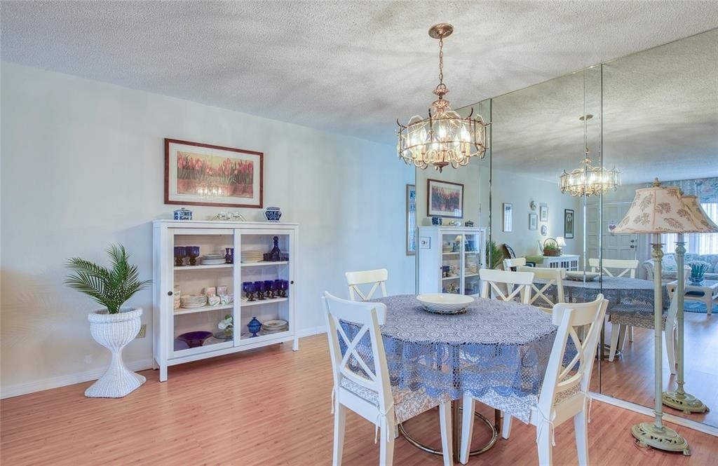 2310 Denmark St - Photo 6