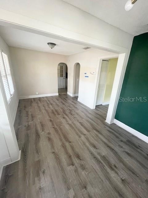 102 W Elm Street - Photo 13