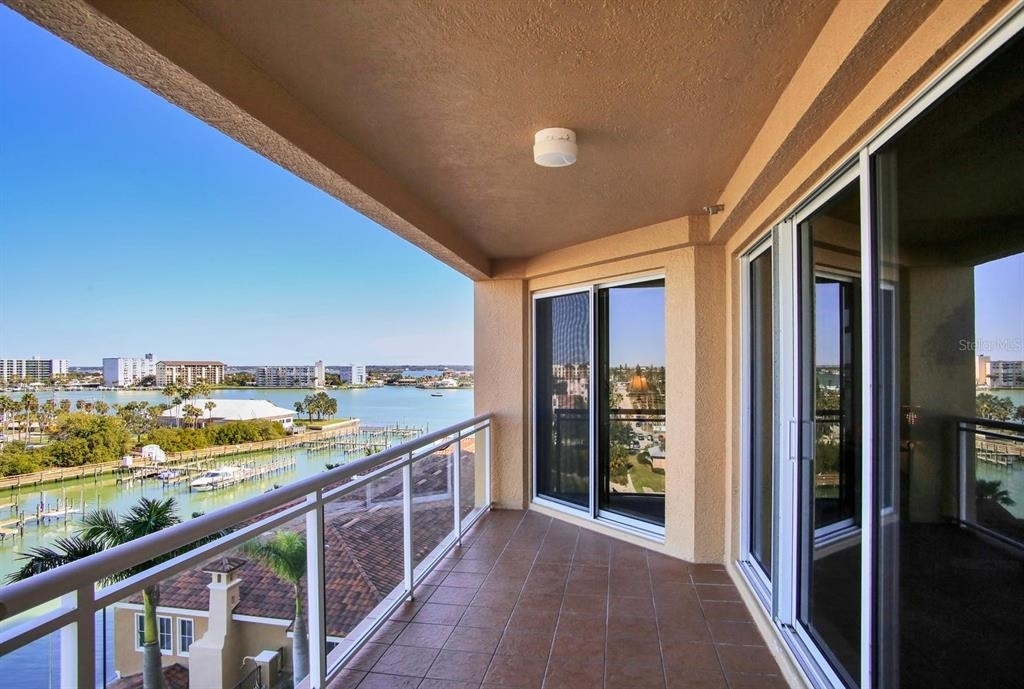 521 Mandalay Avenue - Photo 69