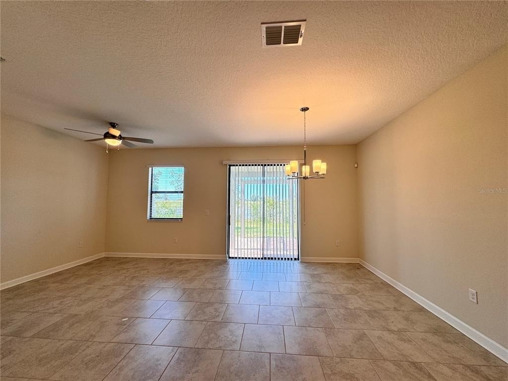 1252 Royal St George Boulevard - Photo 6