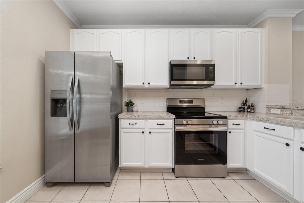 10612 Savannah Wood Drive - Photo 11