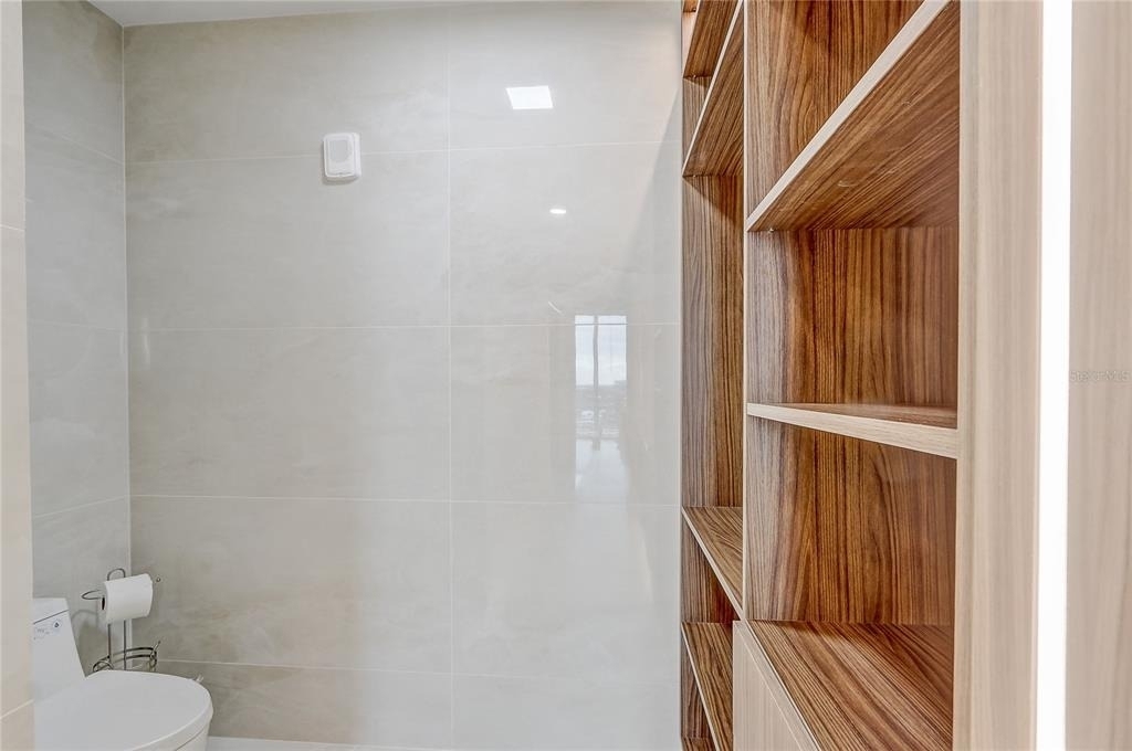 150 E Robinson Street - Photo 14