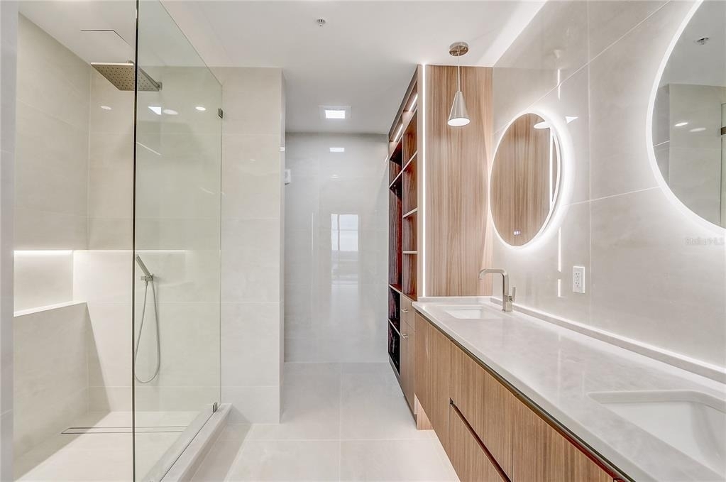 150 E Robinson Street - Photo 12