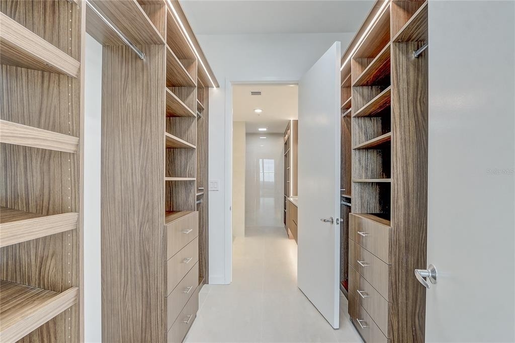 150 E Robinson Street - Photo 11
