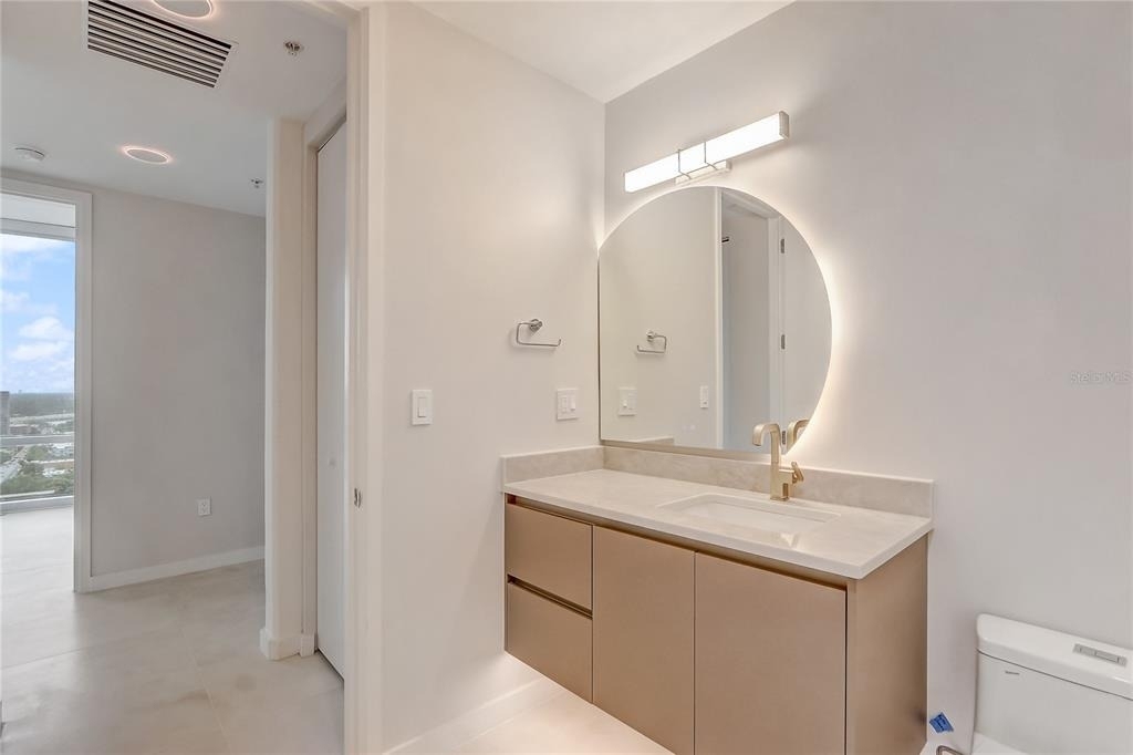 150 E Robinson Street - Photo 10