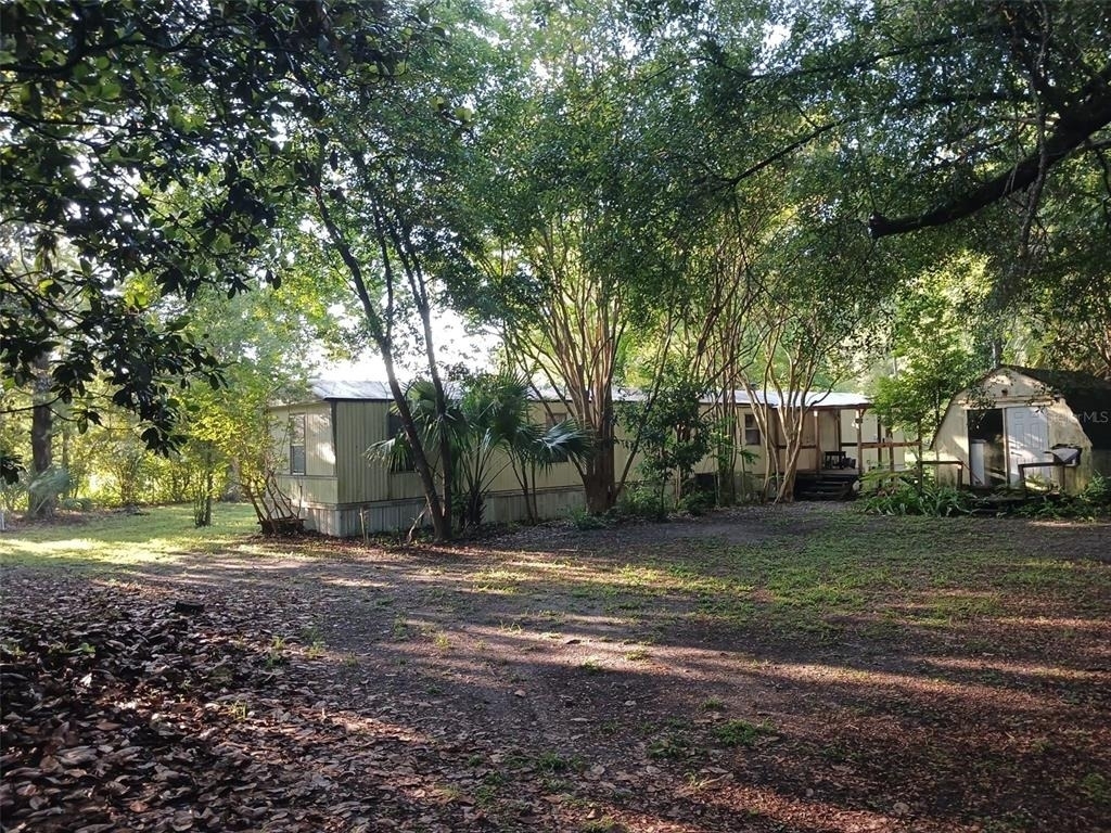 210 Se Hardin Court - Photo 14