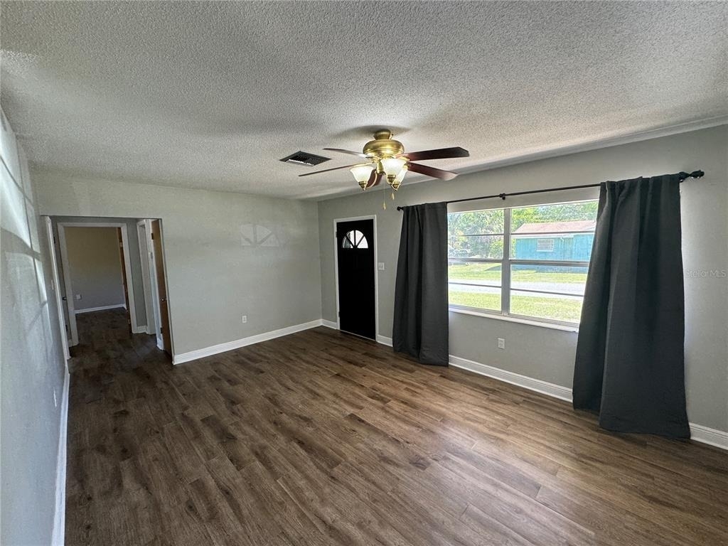 460 Mount Vernon Court - Photo 1