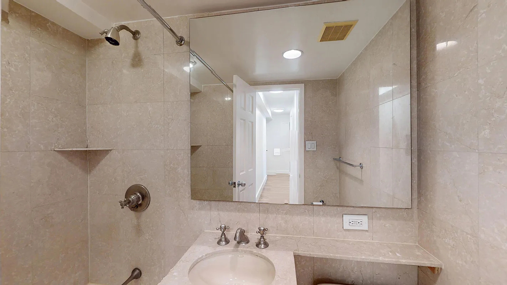 220 East 63rd Street - Photo 13