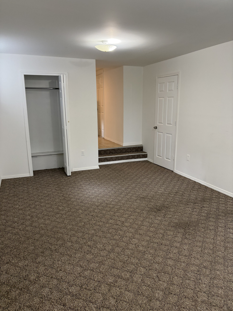 81-11 Utopia Parkway - Photo 1