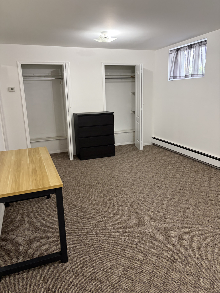 81-11 Utopia Parkway - Photo 5
