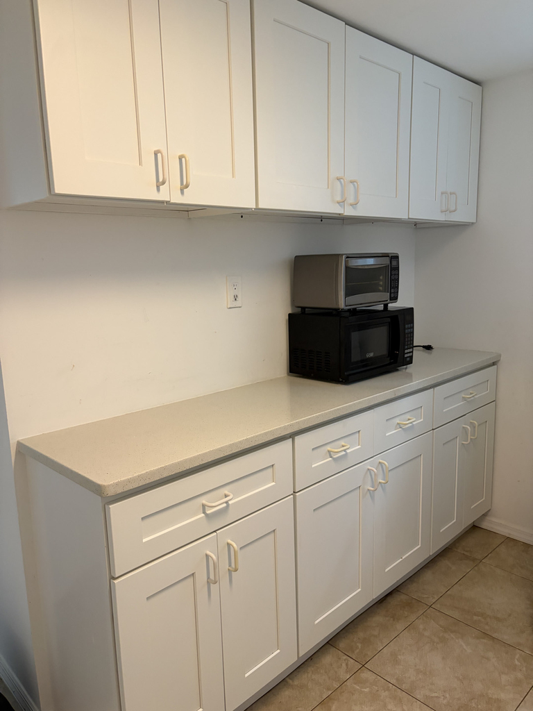 81-11 Utopia Parkway - Photo 8