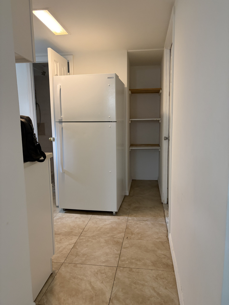 81-11 Utopia Parkway - Photo 7