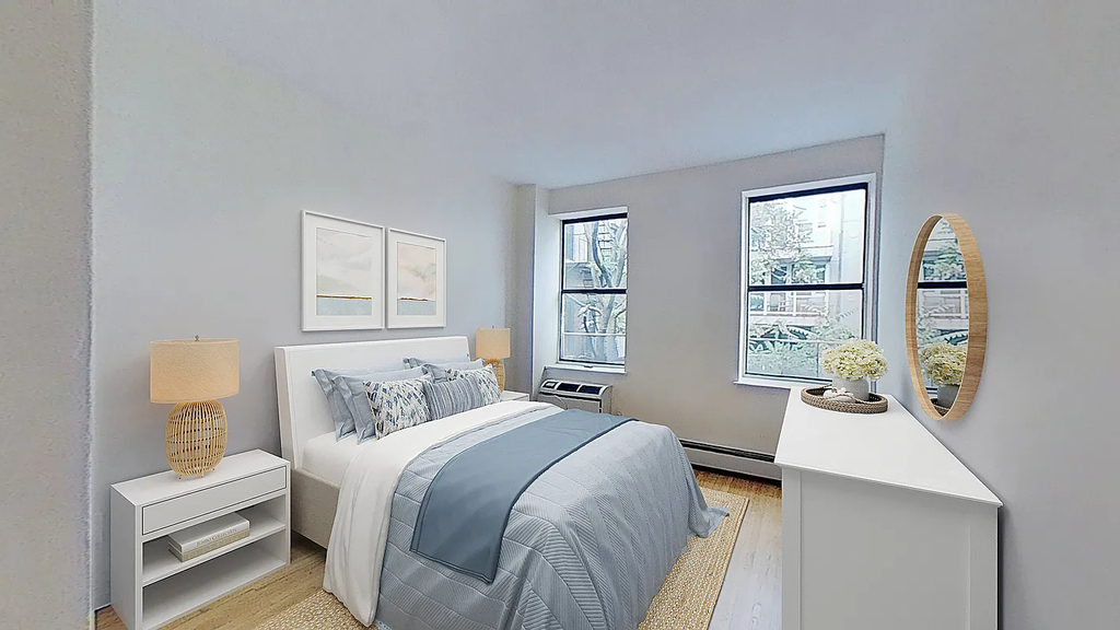 365 West 52nd Street - Photo 2