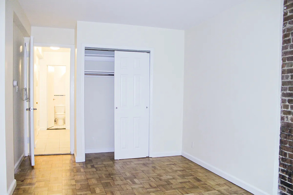150 East 84th Street - Photo 1