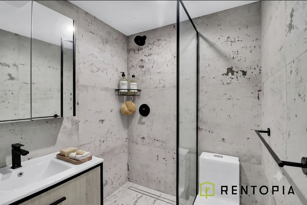 540 Driggs Avenue - Photo 7