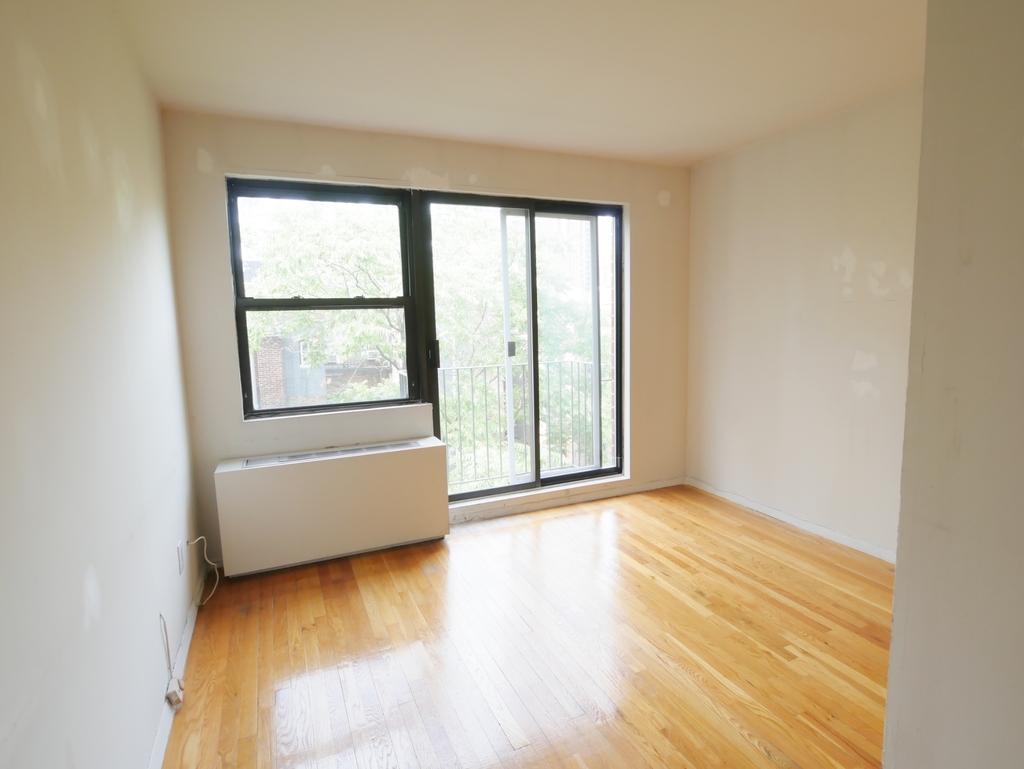 434 East 84th Street - Photo 4