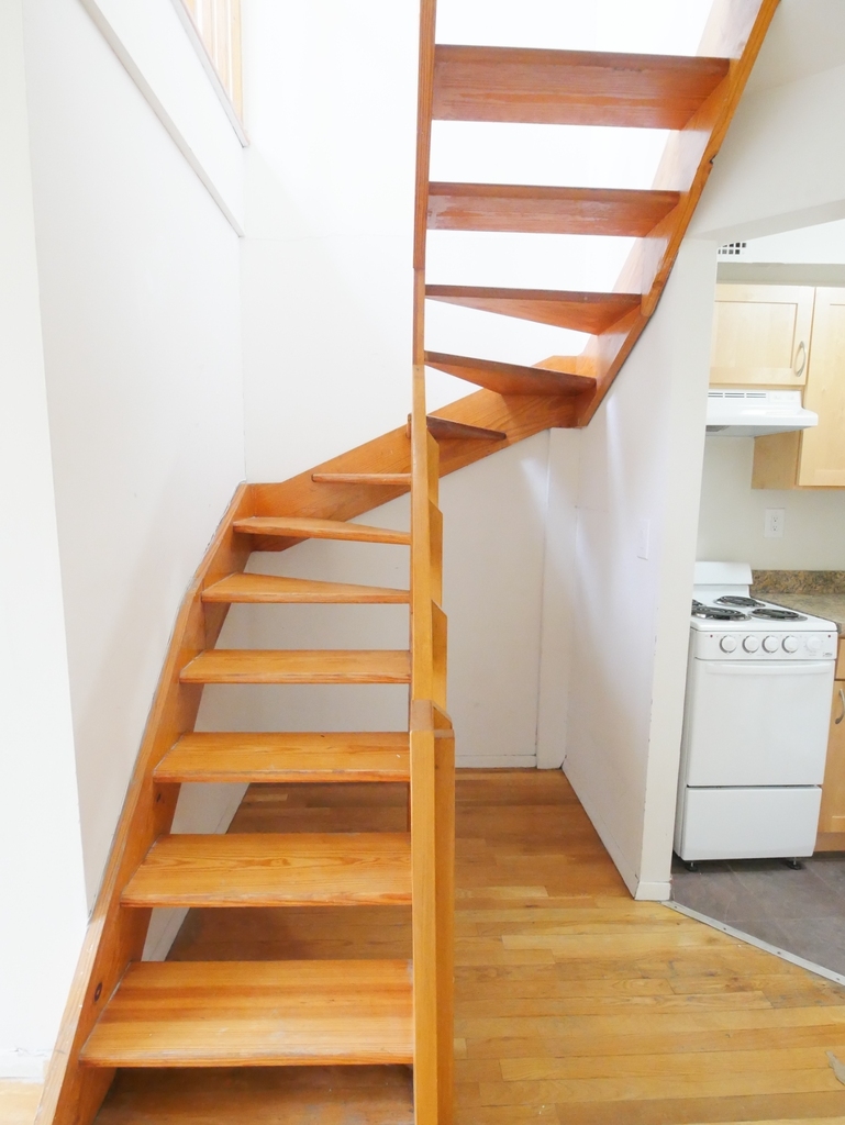 434 East 84th Street - Photo 11