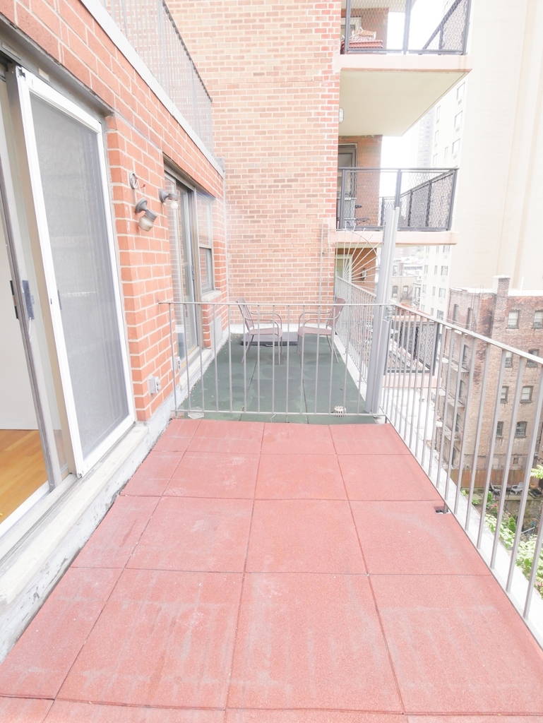 434 East 84th Street - Photo 17