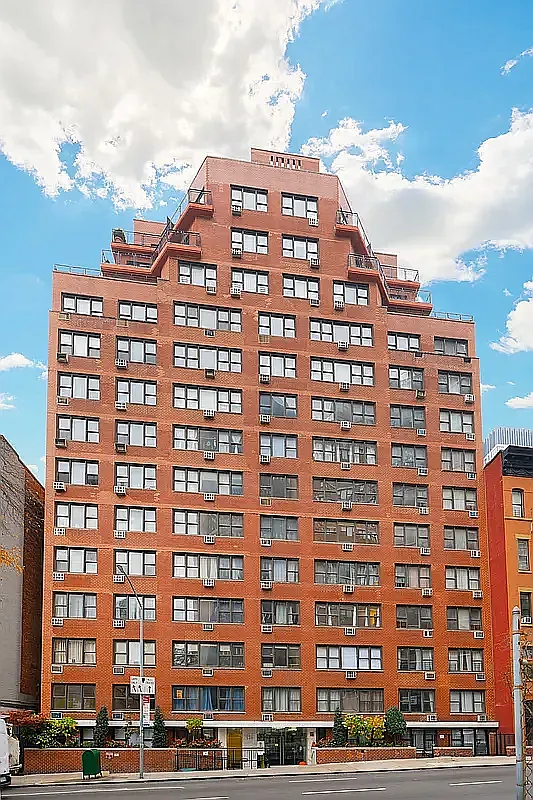 236 East 36th Street - Photo 9