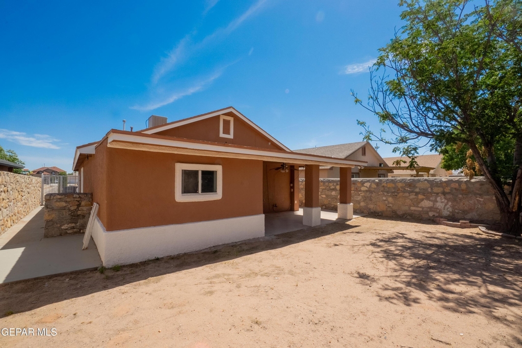 11641 Desert Keep Drive - Photo 36