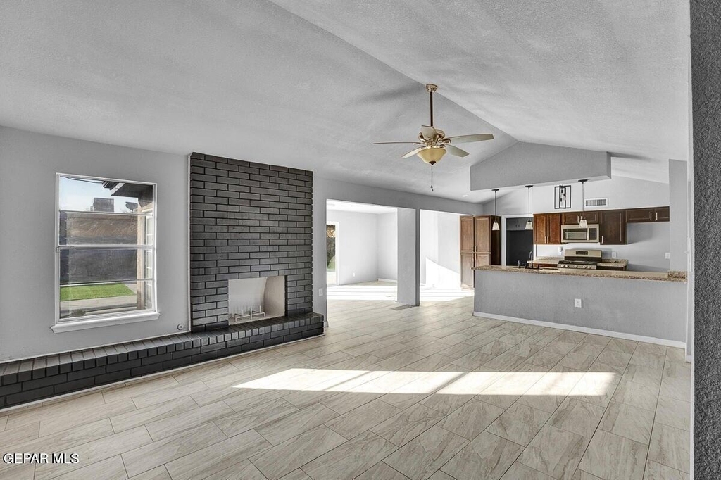 3709 Roslyn Drive - Photo 7